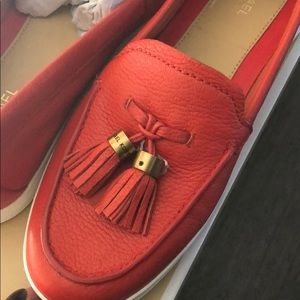 ❤️ Michael Kors Loafers w/ tassels ❤️
